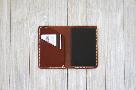 Briefcase Tan - Rugged Minimalist