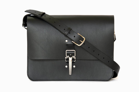 Front Of Black Messenger Bag With Strap - Rugged Minimalist